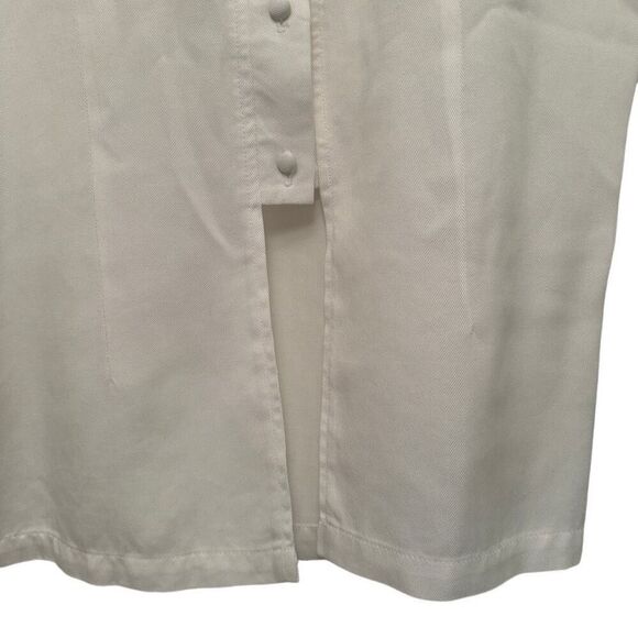 Philosophy button up back with ruffle sleeves blouse - Picture 6 of 9